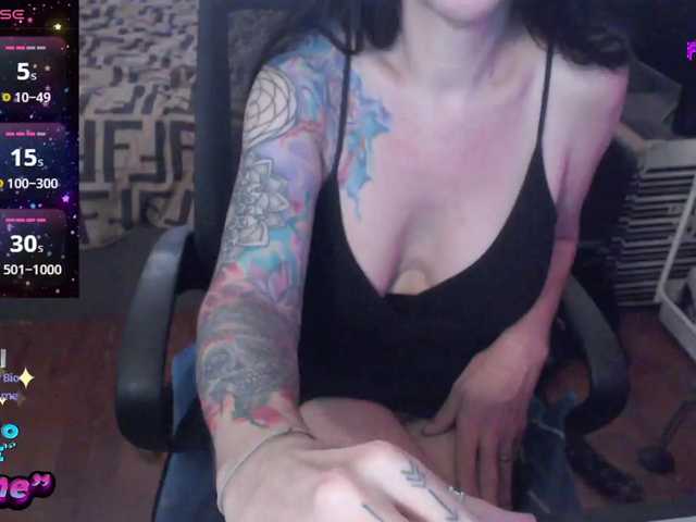 venusx1 live cam on BongaCams