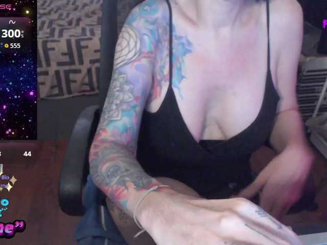 venusx1 live cam on BongaCams