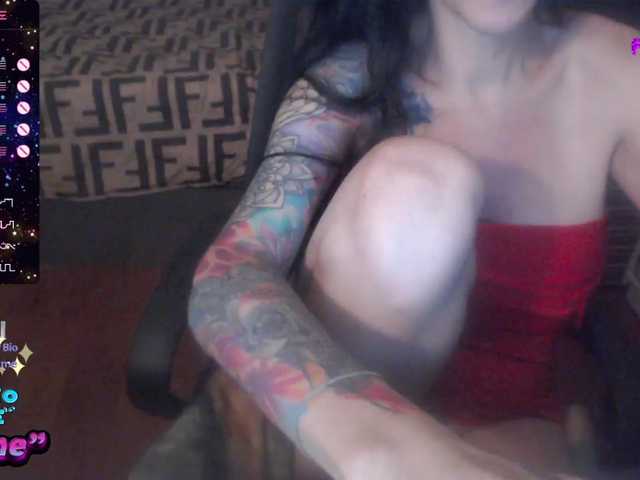 venusx1 live cam on BongaCams