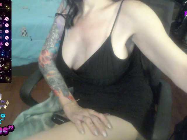 venusx1 live cam on BongaCams