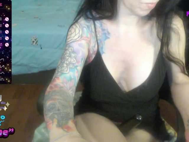 venusx1 live cam on BongaCams