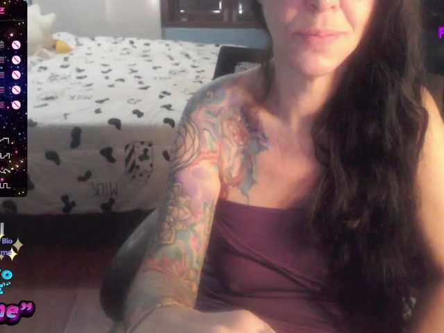 venusx1 live cam on BongaCams