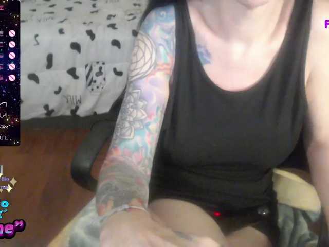 venusx1 live cam on BongaCams