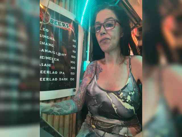 Modella: VenusX1