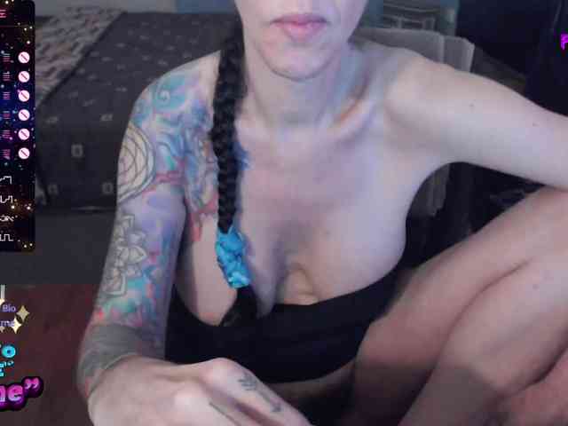 Modella: VenusX1