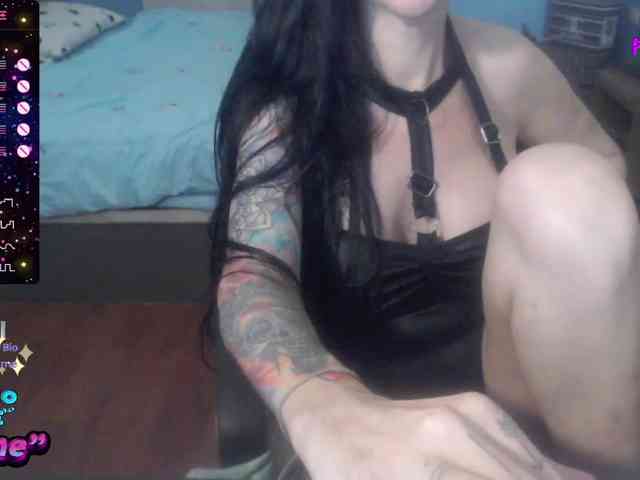 Modella: VenusX1