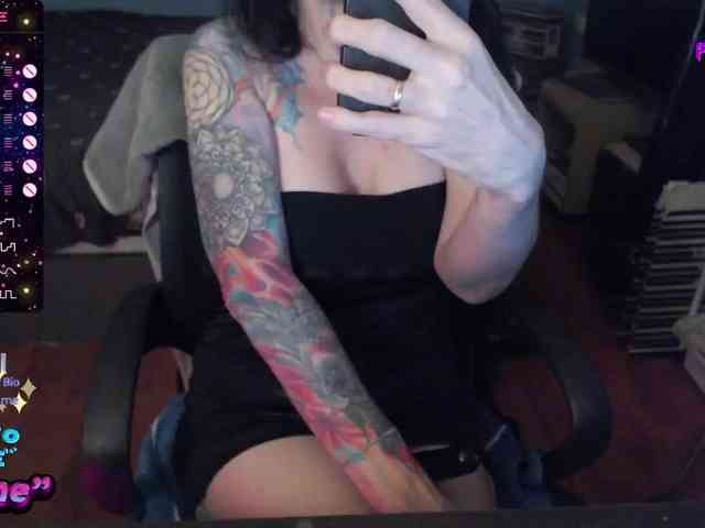 Modella: VenusX1