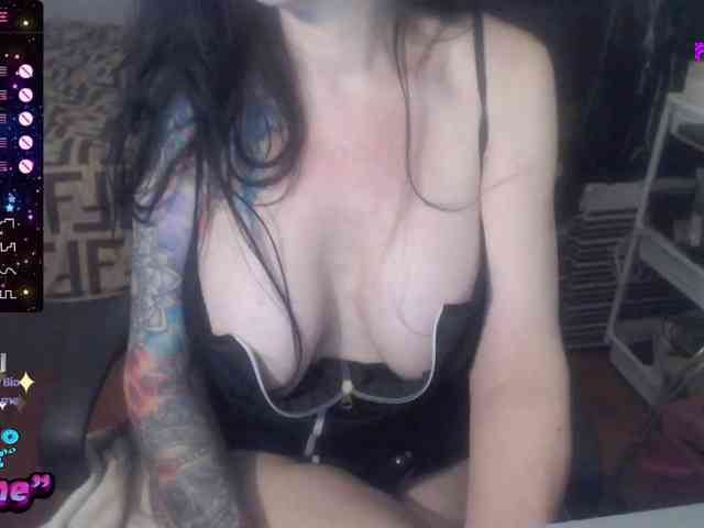 Modella: VenusX1
