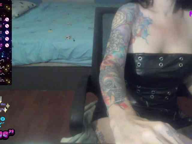 Modella: VenusX1