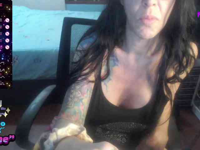 venusx1 Live Webcam on BongaCams