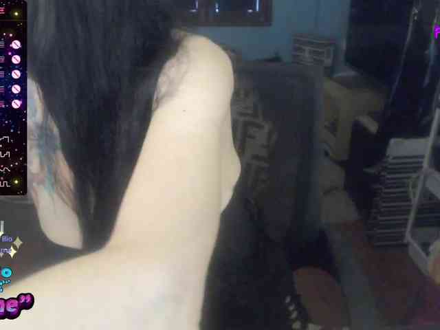 Modella: VenusX1