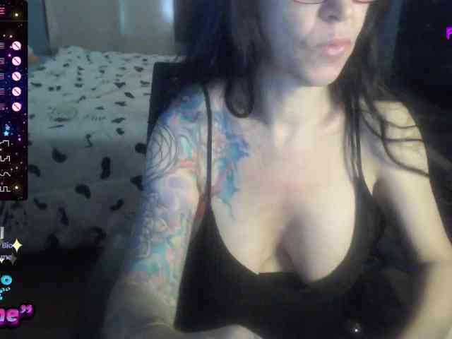 Modella: VenusX1