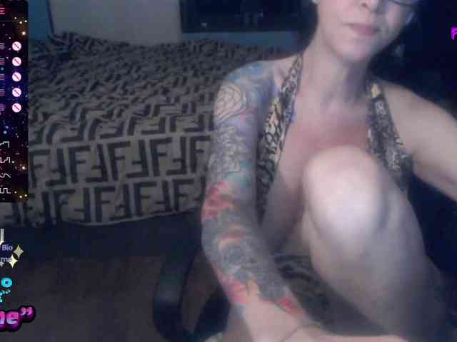 Modella: VenusX1