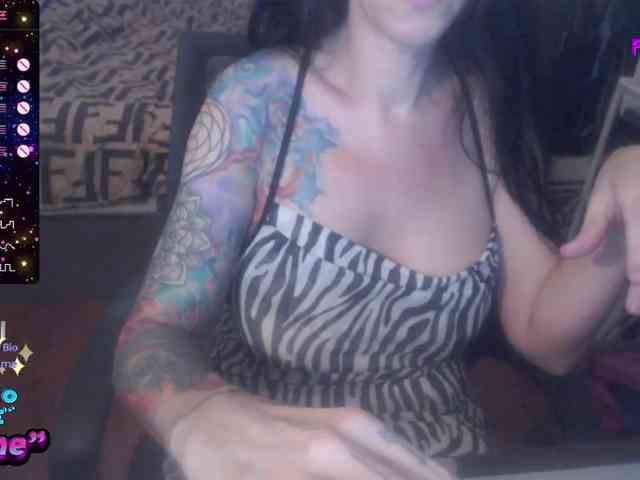 Modella: VenusX1