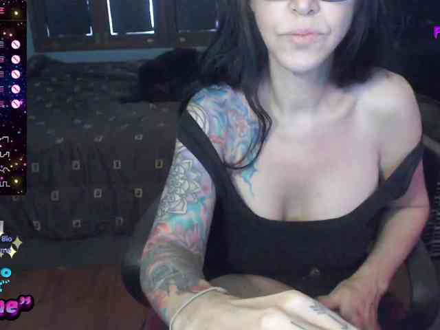 Modella: VenusX1