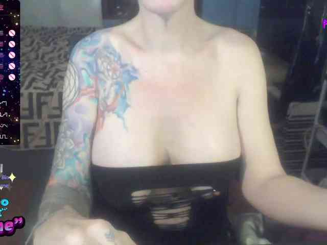 Modella: VenusX1