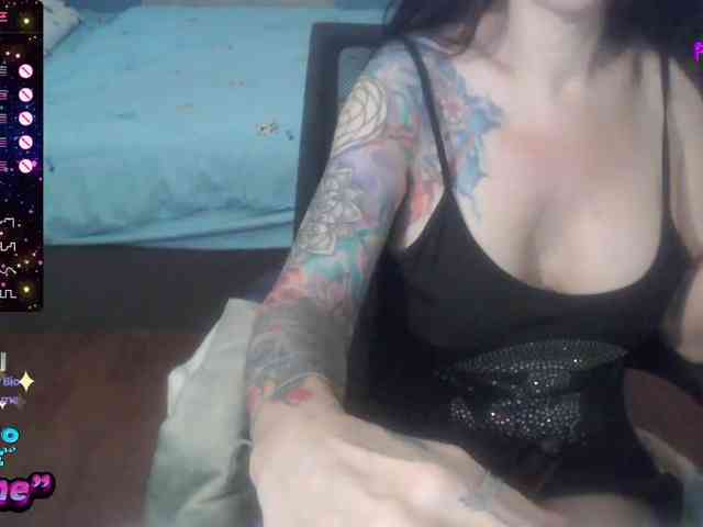 Modella: VenusX1