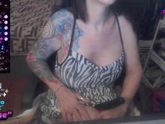 Modella: VenusX1