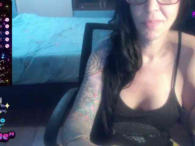 Modella: VenusX1