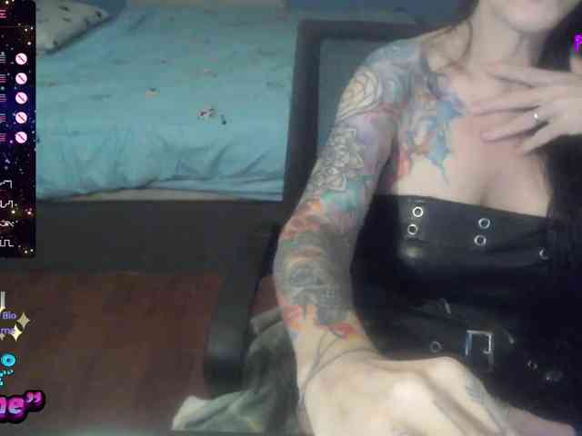 Modella: VenusX1