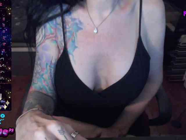 Modella: VenusX1