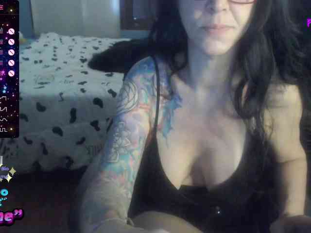 Modella: VenusX1