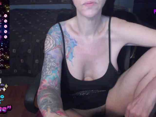Modella: VenusX1