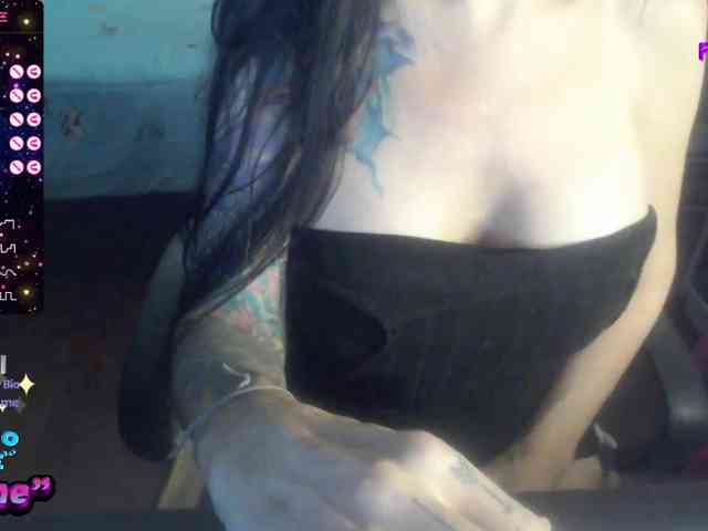 Modella: VenusX1