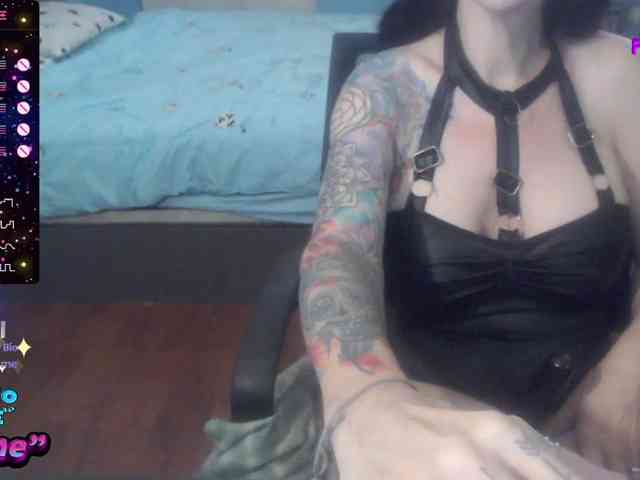 Modella: VenusX1