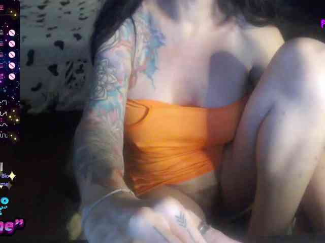 Modella: VenusX1