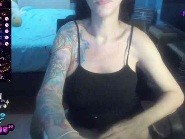 Modella: VenusX1
