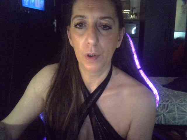 Modèle: belgecoquine