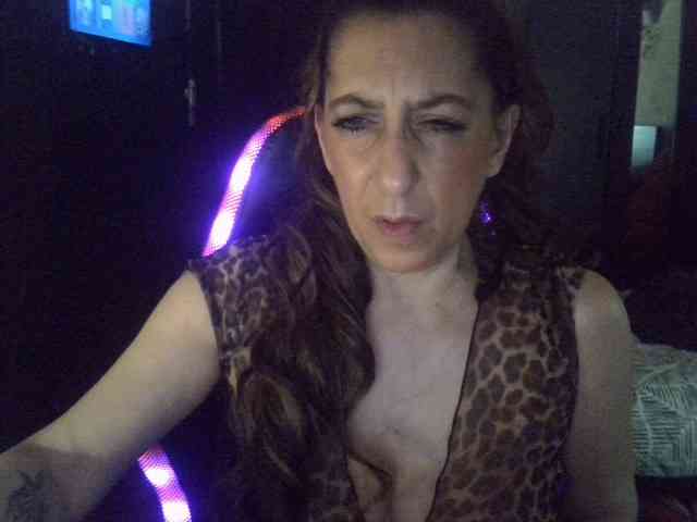 Modèle: belgecoquine