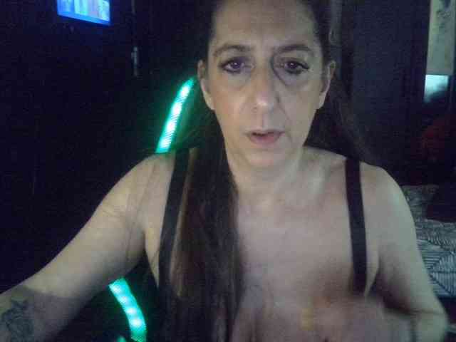 Modèle: belgecoquine