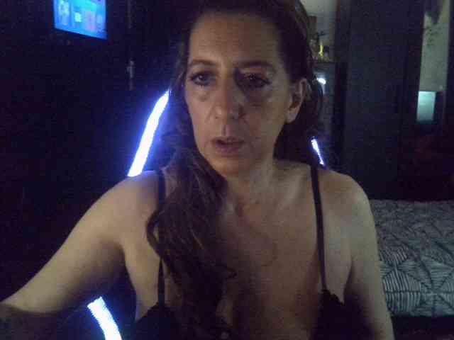 Modèle: belgecoquine
