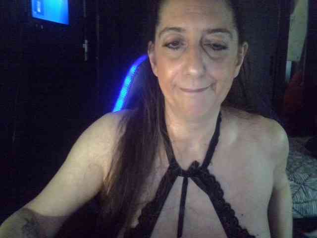 Modèle: belgecoquine