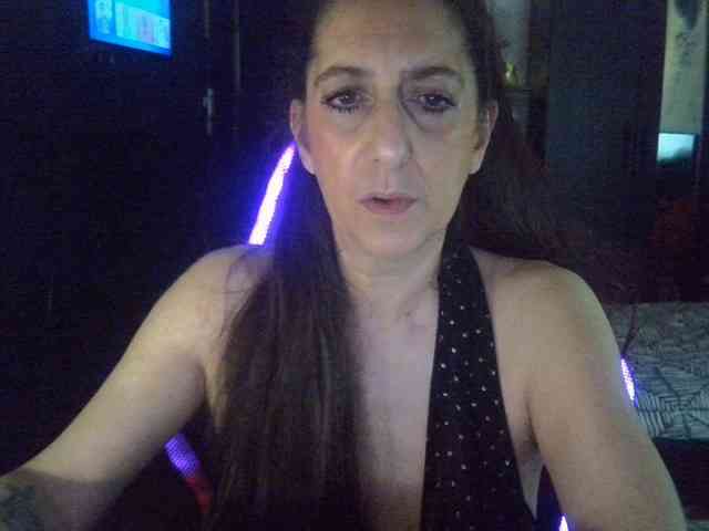 Modèle: belgecoquine