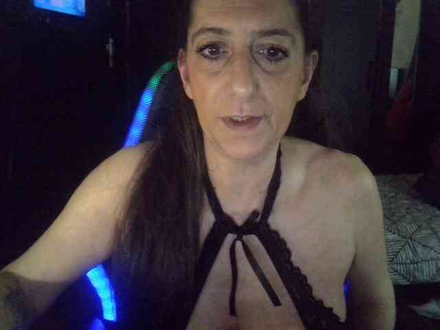 Modèle: belgecoquine