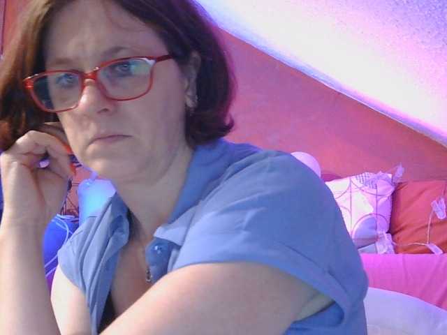 le modèle LanaXXX1 est en webcam porno dans un show sur le site bongacams, il possède les tags suivants: White/Caucasian,Brunette,Shaved