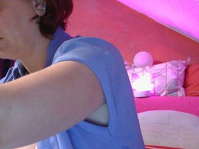 MLX live cam on BongaCams