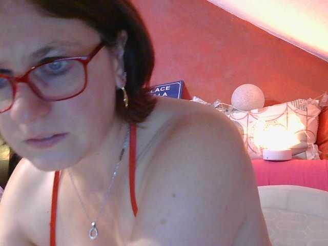 MLX live cam on BongaCams