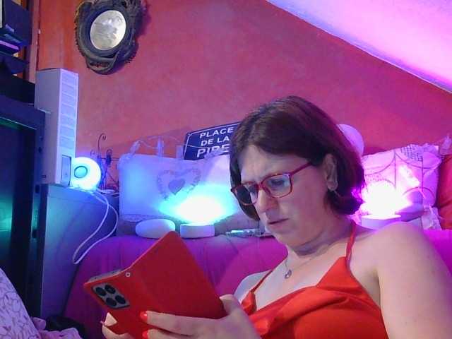 MLX live cam on BongaCams