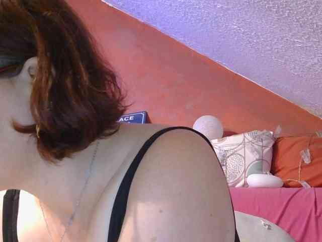 MLX Live Webcam on BongaCams