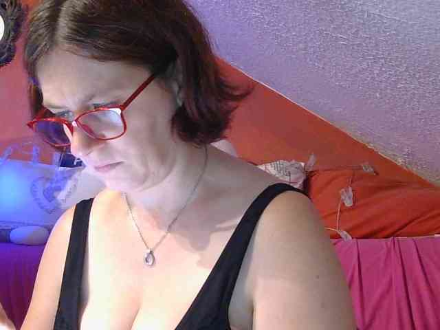 MLX Live Webcam on BongaCams