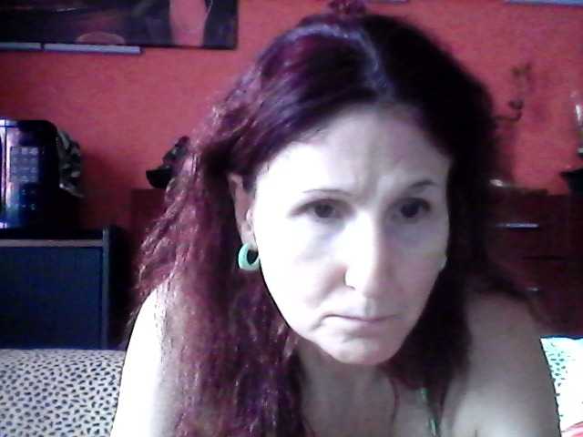 angelique4 live cam on BongaCams
