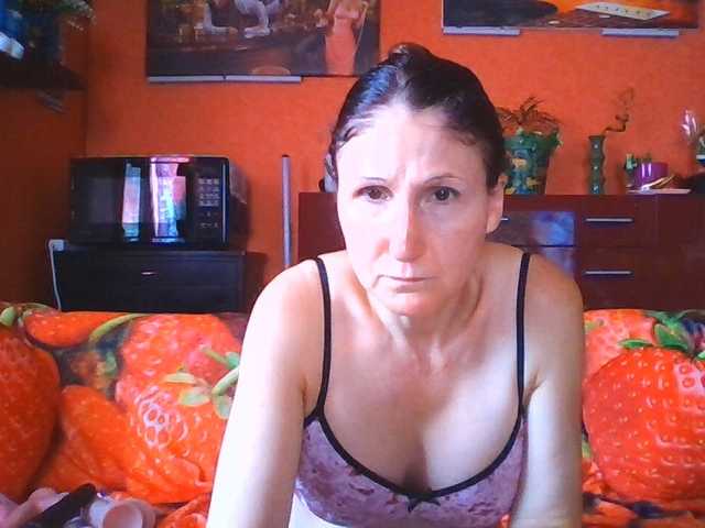 angelique4 live cam on BongaCams