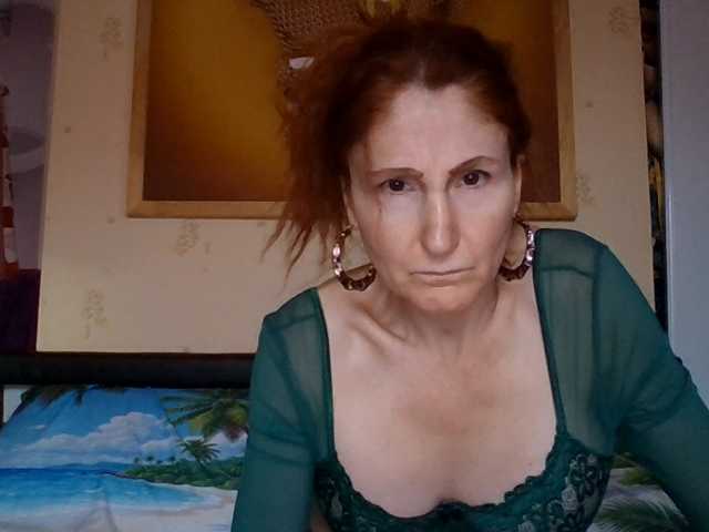 angelique4 live cam on BongaCams