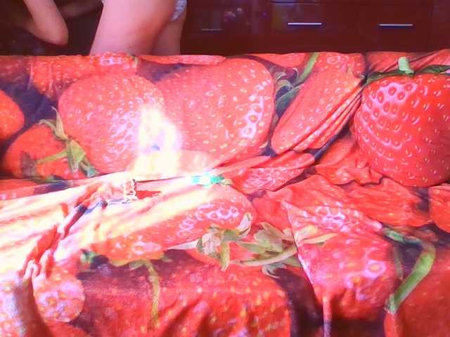 angelique4 live cam on BongaCams