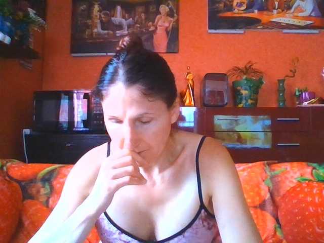 angelique4 live cam on BongaCams