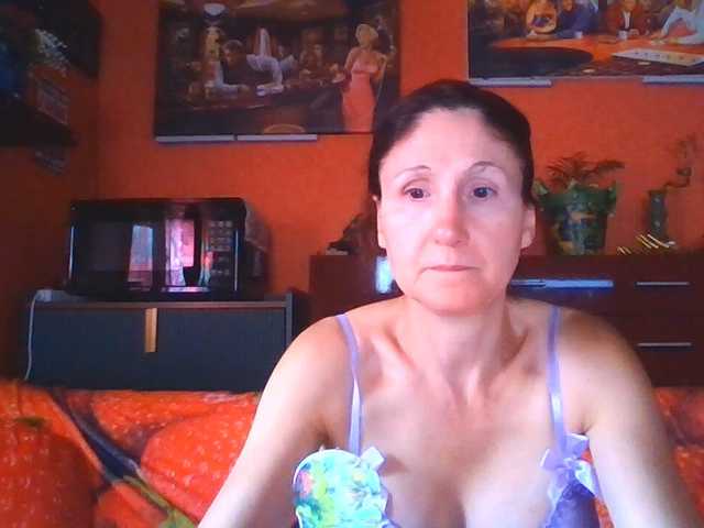 angelique4 live cam on BongaCams